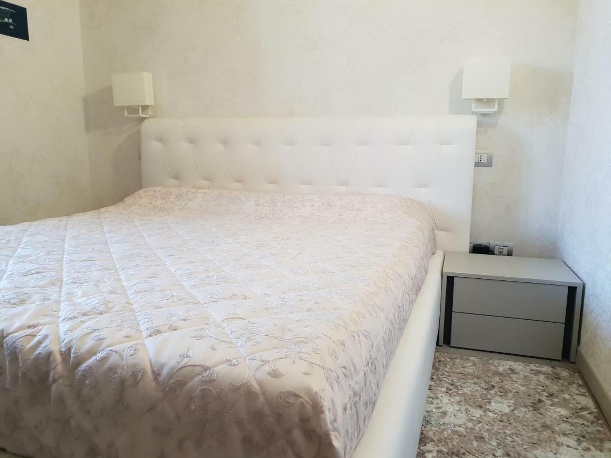 Sirmione Park View Luxury Apartments Exterior foto
